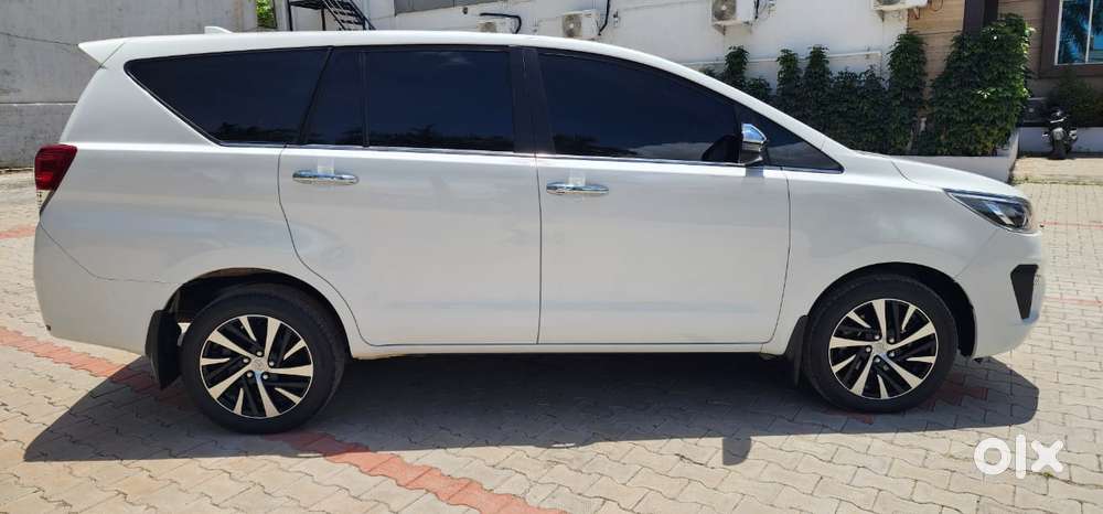 Toyota Innova Crysta Zx 2.4 Diesel 7 Seater, 2022, Diesel