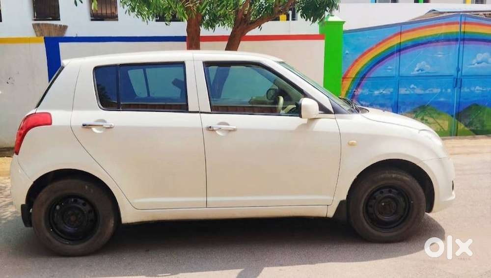 Maruti Suzuki Swift 1.2 Vxi (o), 2006, Petrol