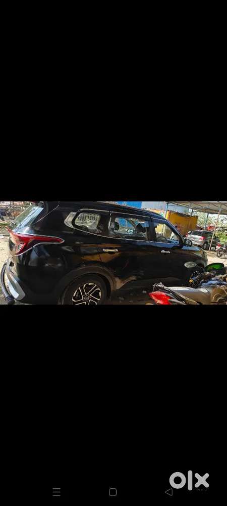 Kia Carens 1.4 Luxury 2023