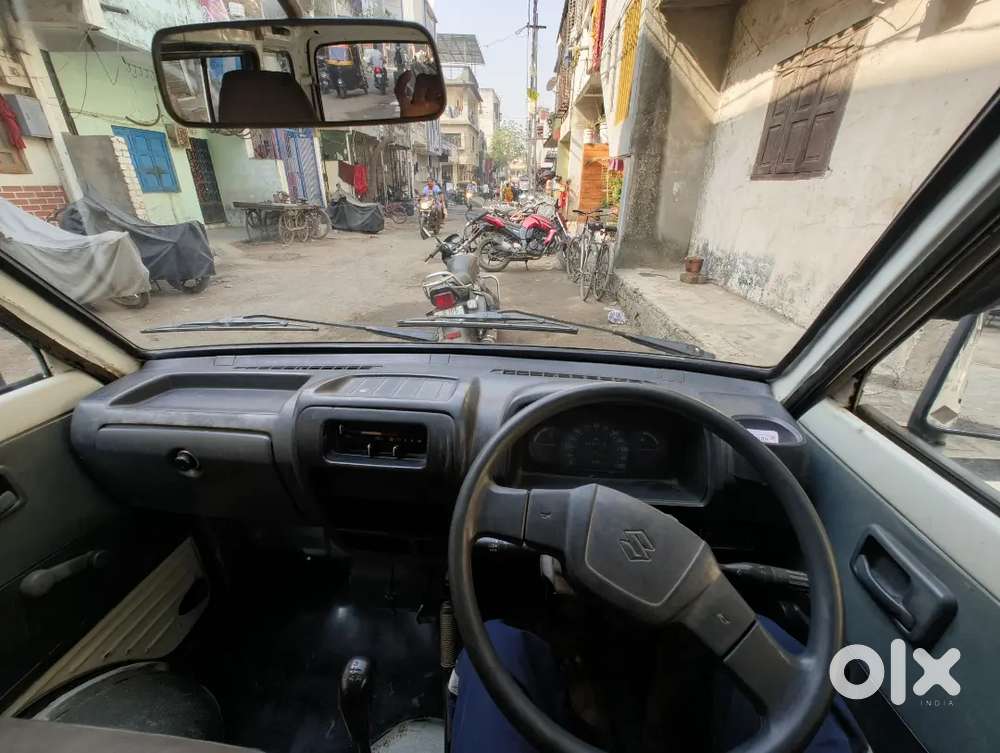 Maruti Suzuki Omni 2013