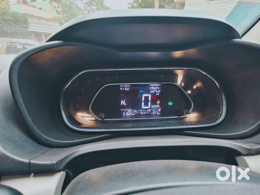 Tata Nexon Amt Xza Plus, 2023, Petrol