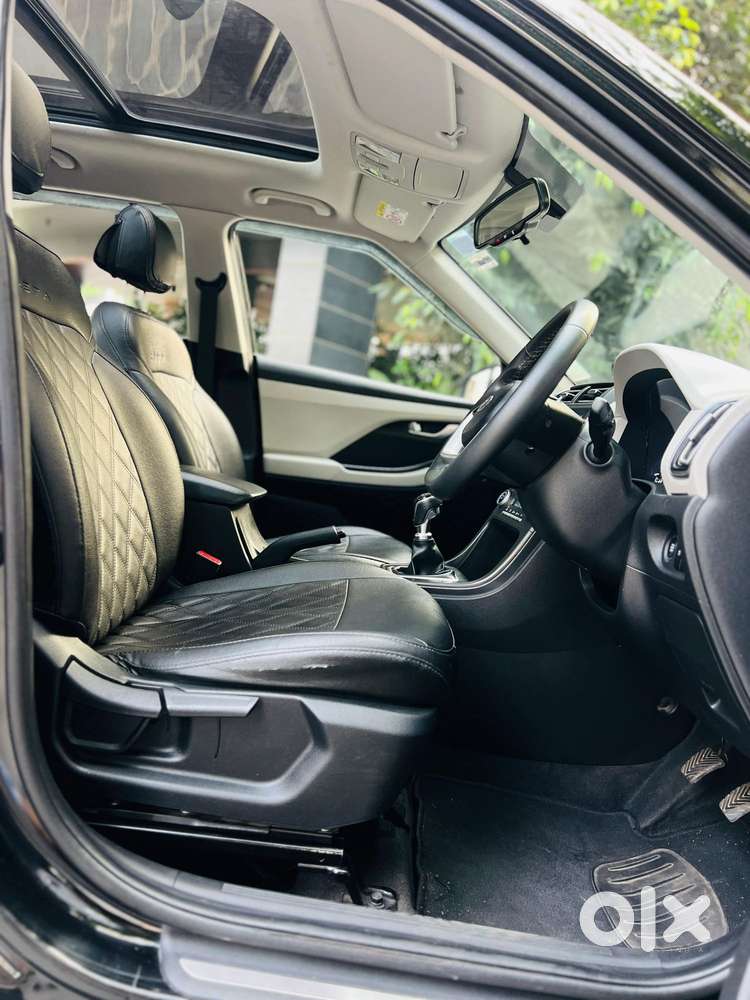 Hyundai Creta Sx Petrol Mt, 2023, Petrol