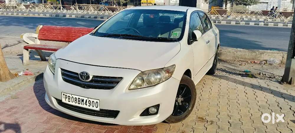 Toyota Corolla Altis 2010 Petrol Manual