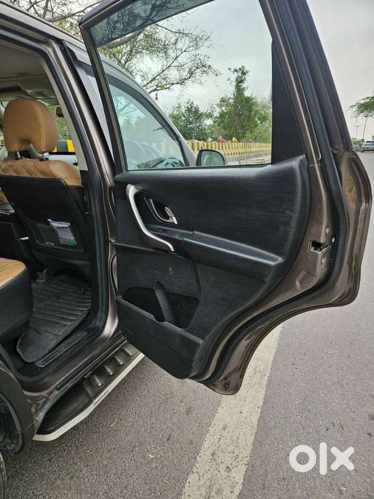 Mahindra Xuv500 W9 At 1.99, 2019, Diesel