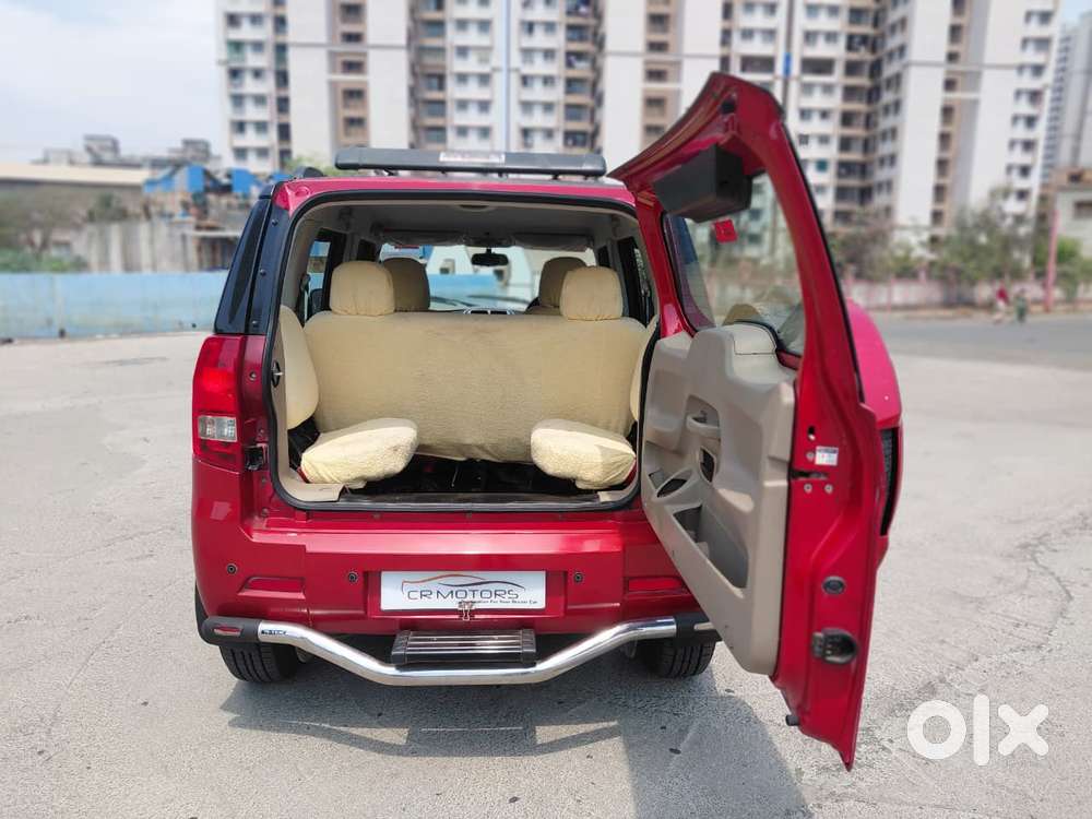 Mahindra Tuv 300 Mhawk100 T8 Dual Tone, 2016, Diesel