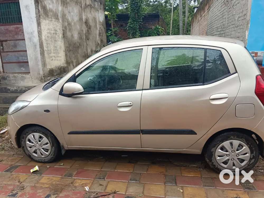 Hyundai I10 2011 Petrol 60000 Km Driven