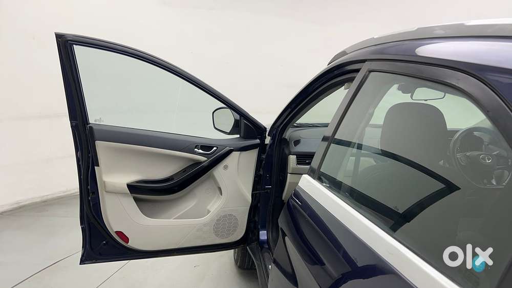 Tata Nexon Xz Plus (hs), 2022, Petrol