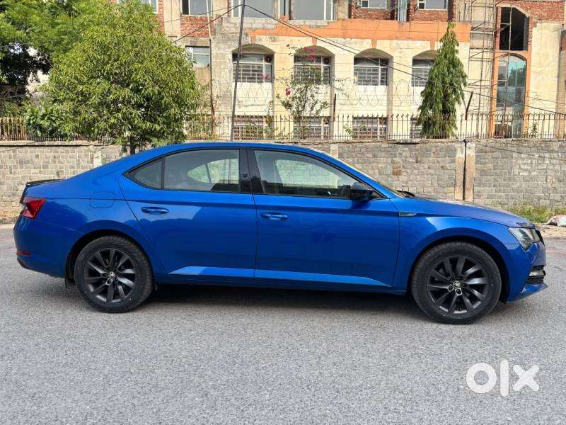 Skoda Superb 2.0 Sportline Tsi At, 2021, Petrol