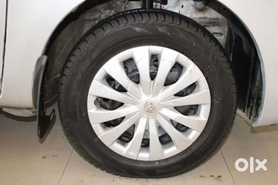 Toyota Etios 2010-2012 G, 2011, Petrol