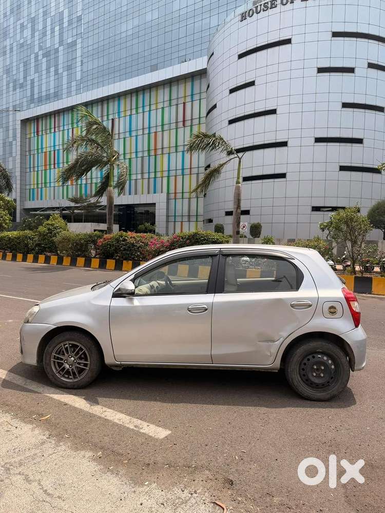Toyota Etios Liva 2018 Petrol 95899 Km Driven
