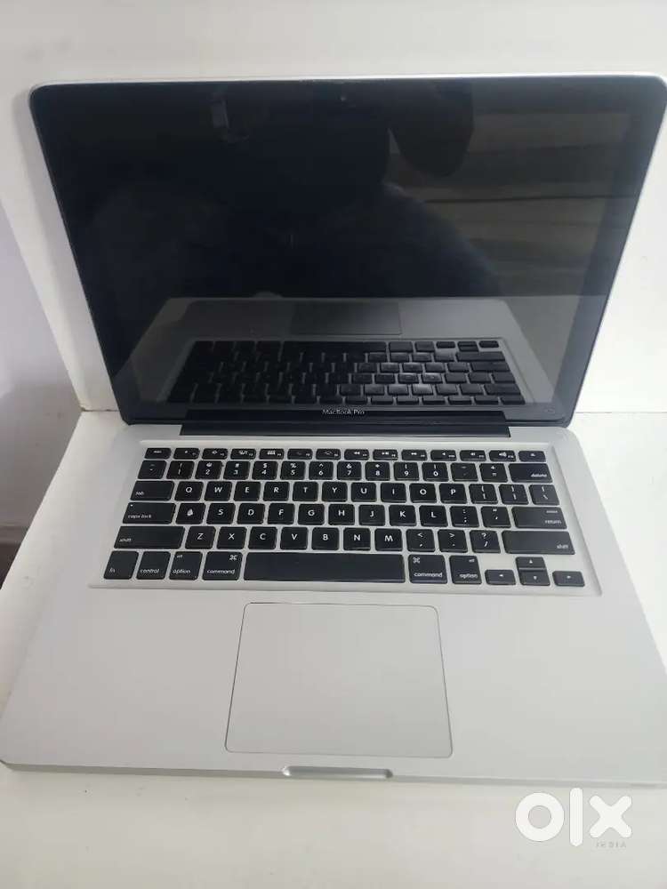 Macbook Pro i5 / 4Gb/500 Gb