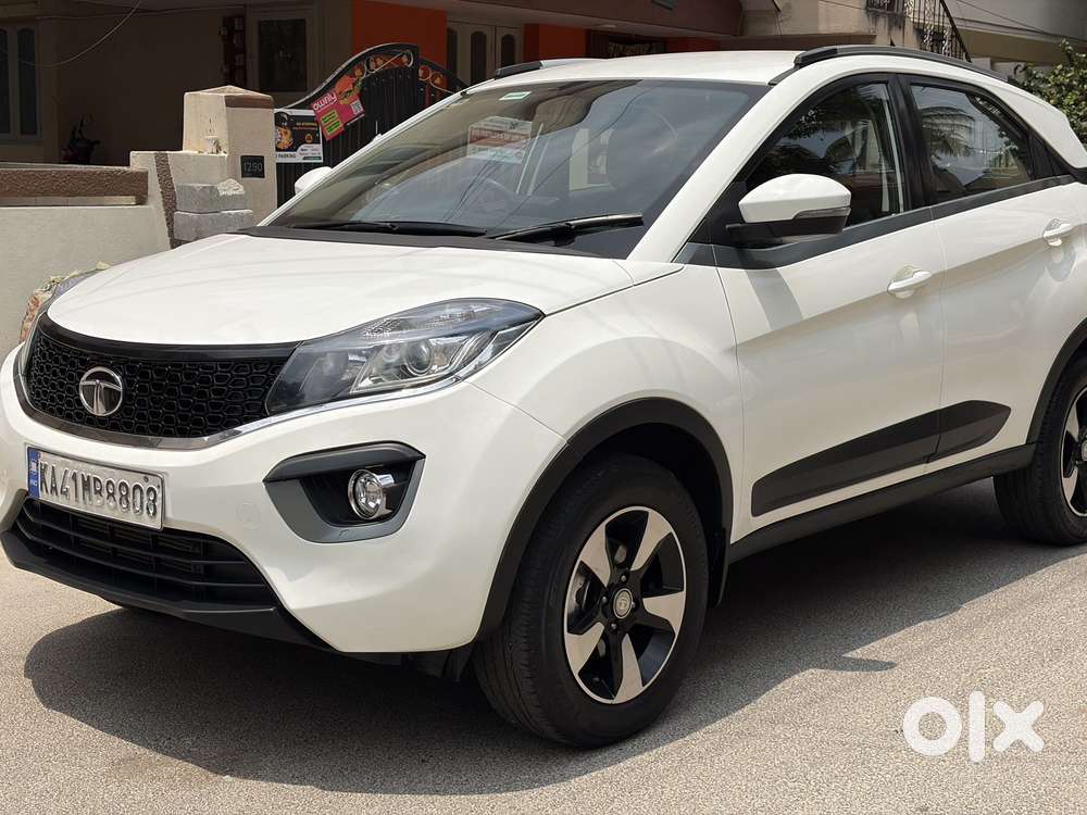 Tata Nexon 1.2 Revotron Xza Plus (o) Amt, 2018, Petrol