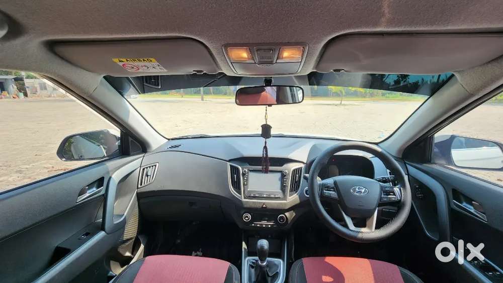 Hyundai Creta Petrol Dual Tone, With Loaded Genuine Accessories,