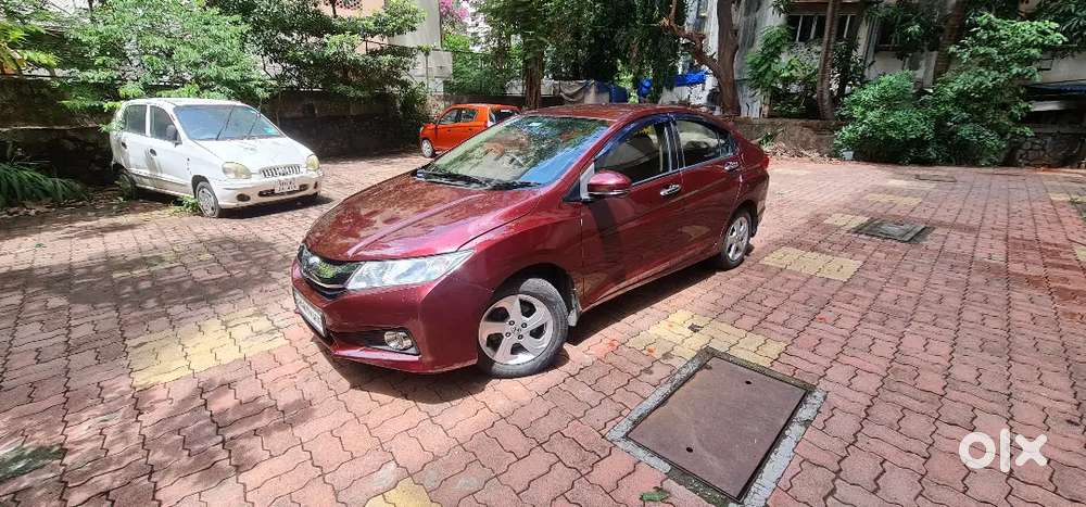One Hand Driven Family Car