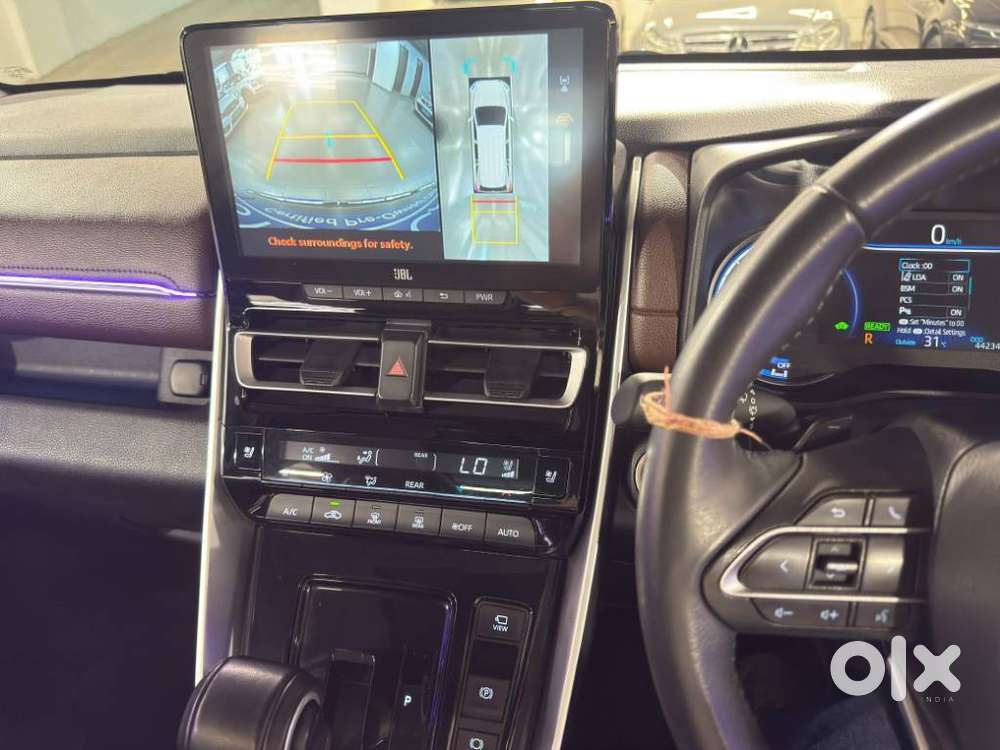 Toyota Innova Hycross 2.0 Zx (o) Hybrid 7 Str, 2024, Petrol