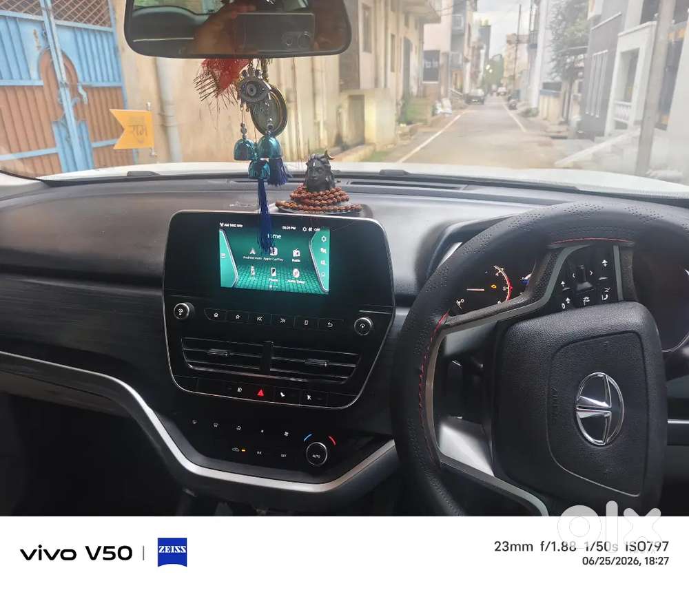 Tata Safari 2021