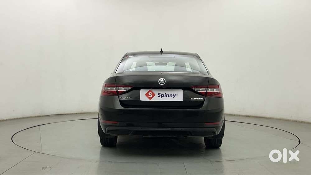 Skoda Superb Style 1.8 Tsi At, 2018, Petrol