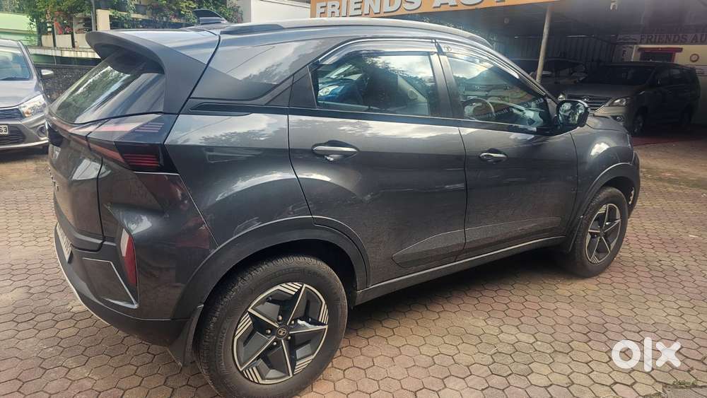 Tata Nexon, 2021, Petrol