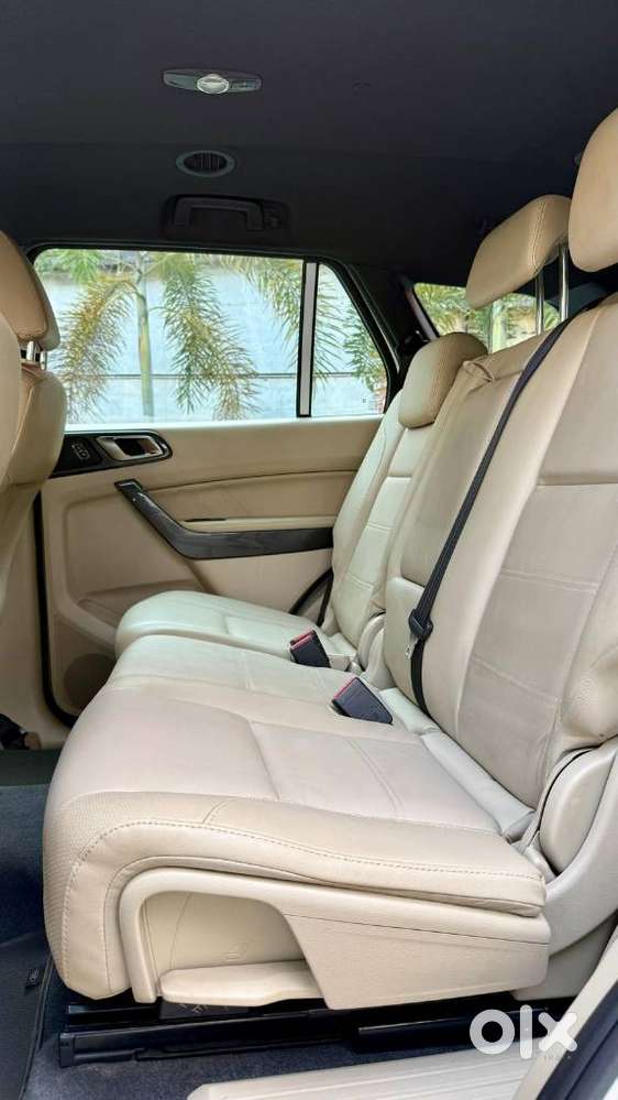 Ford Endeavour 2.2 Titanium At 4x2, 2017, Diesel
