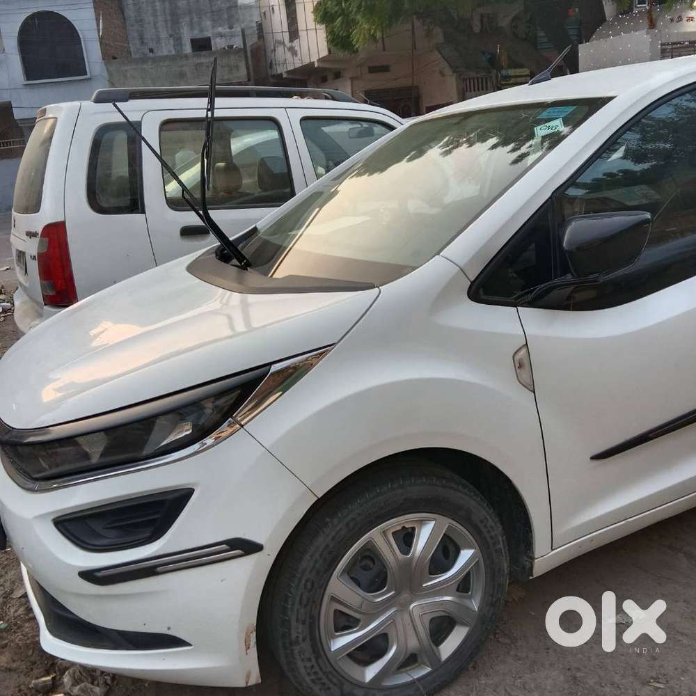 Tata Altroz Xm Plus 2024