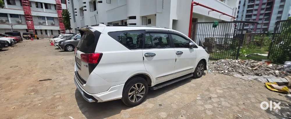 Toyota Innova Crysta 2022 Diesel Well Maintained