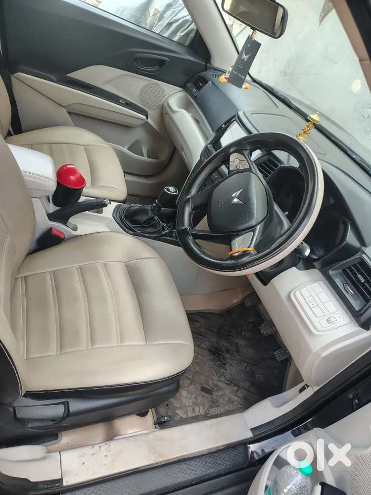 Mahindra Xuv300 2022 Diesel Well Maintained And Single Handed Use..