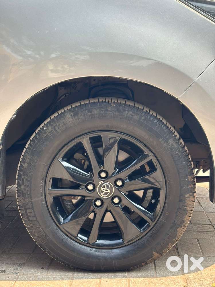 Toyota Innova Crysta 2.4 G Mt, 2017, Diesel