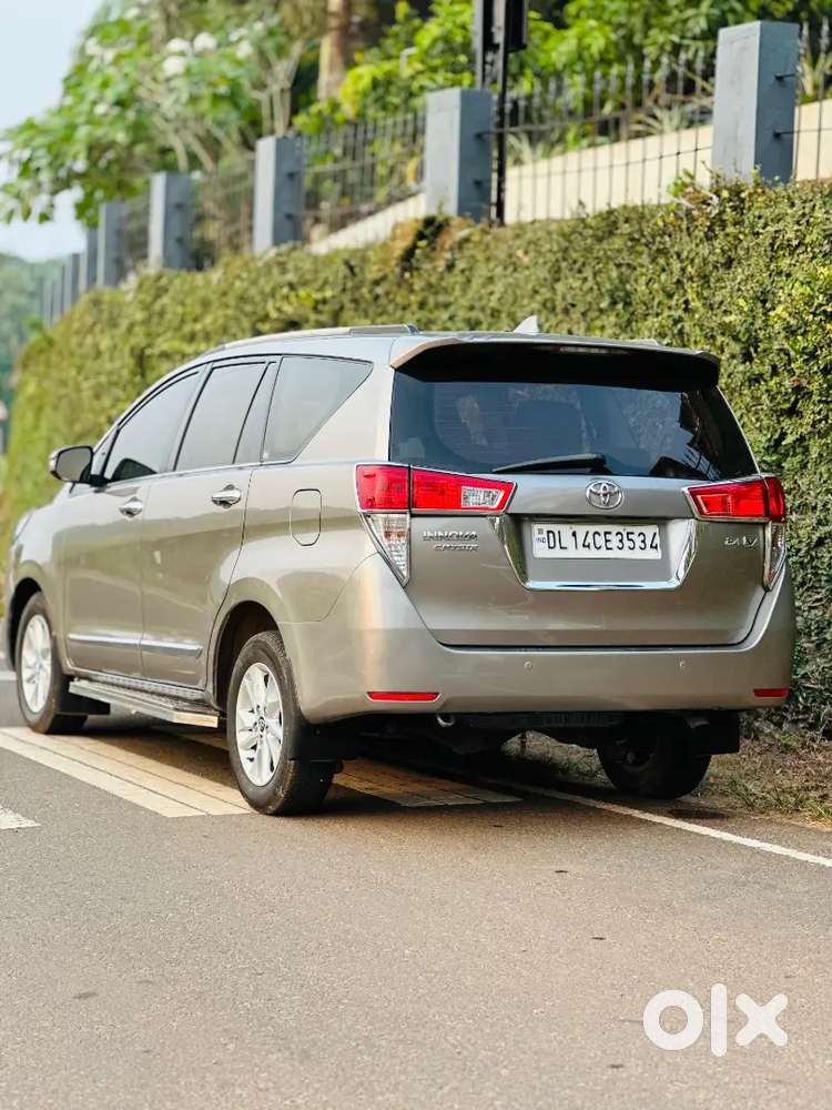 Toyota Innova Crysta 2.4 V 8 Seater 2019 Diesel 45000 Km With Records