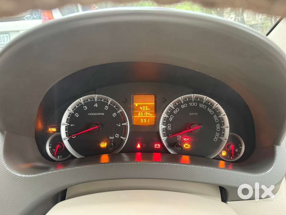 Maruti Ertiga Green Vxi Cng