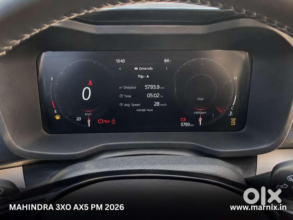 Mahindra Xuv 3xo Ax5 Pm Mt, 2026, Petrol