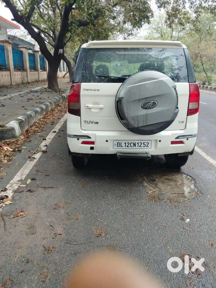 Mahindra Tuv 300 2018 Diesel 120000 Km Driven