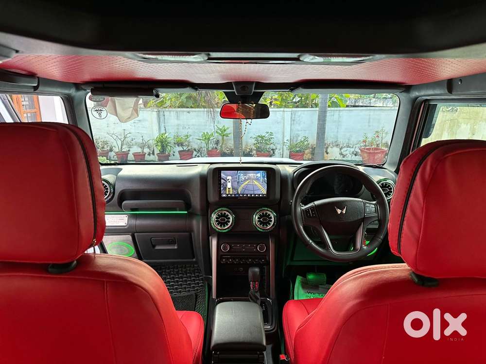 Mahindra Thar Petrol 2023