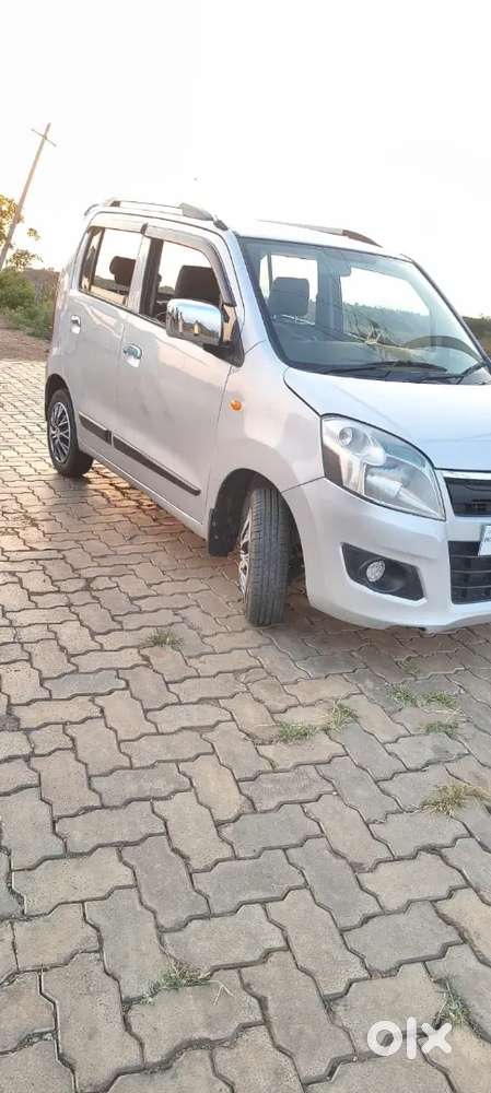 Maruti Suzuki Wagonr Vxi 2015 Model Single Owner