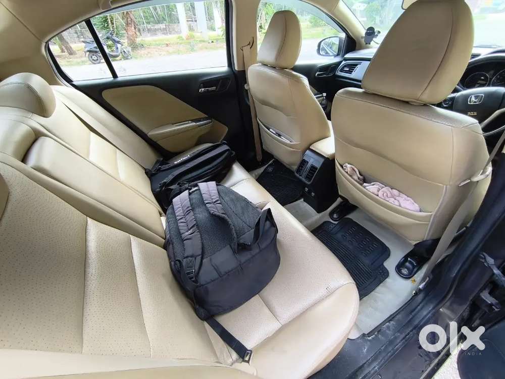 2015 Honda City Vx I-vtec  Top Model Automatic  48k Km  Petrol/cng