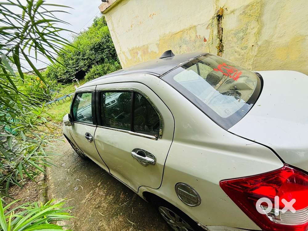 Maruti Suzuki Swift Dzire 2012 Diesel 100500 Km Driven