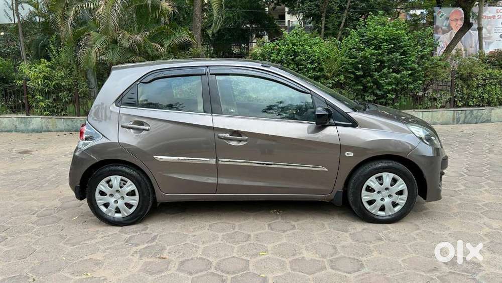 Honda Brio V Mt, 2012, Petrol