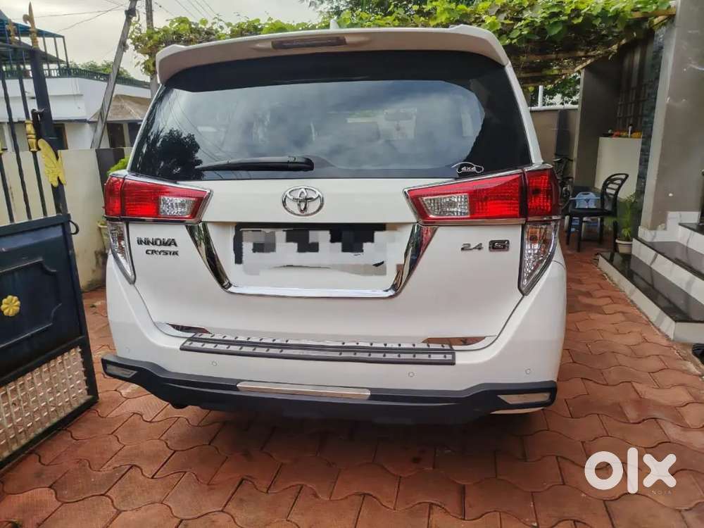 Toyota Innova Crysta 2022
