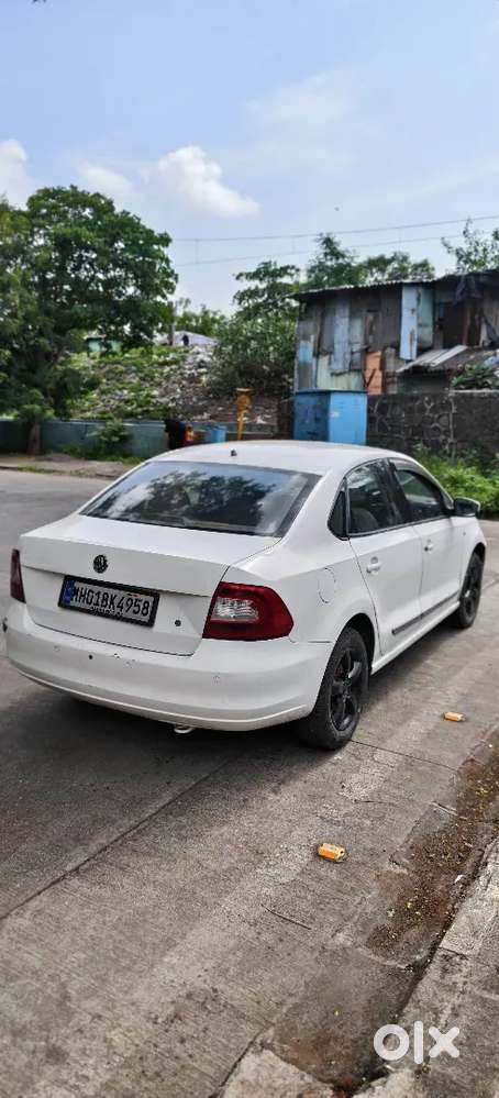 Skoda Rapid 1.6 Elegance 2014