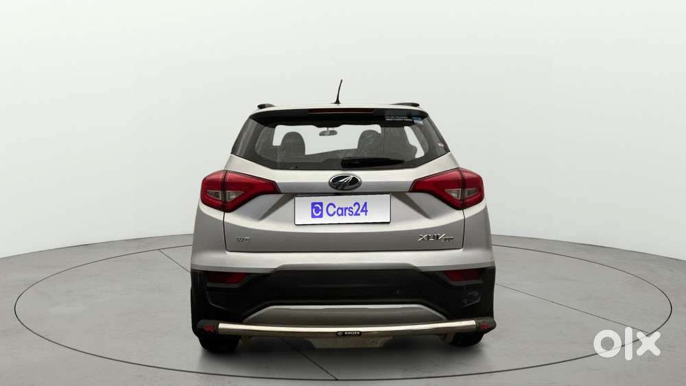 Mahindra Xuv300 W8, 2022, Petrol