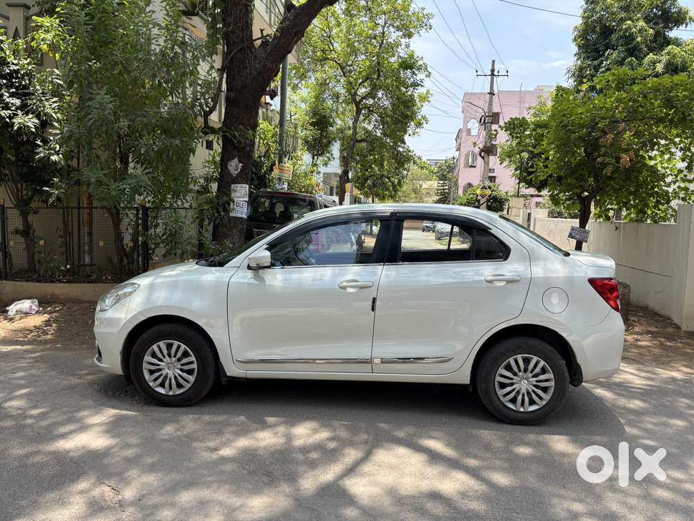 Maruti Suzuki Swift Dzire 1.3 Vxi, 2021, Petrol