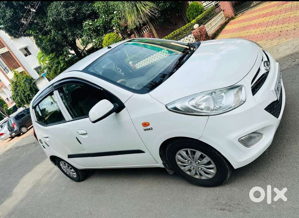 Hyundai I10 Sportz, 2017, Petrol