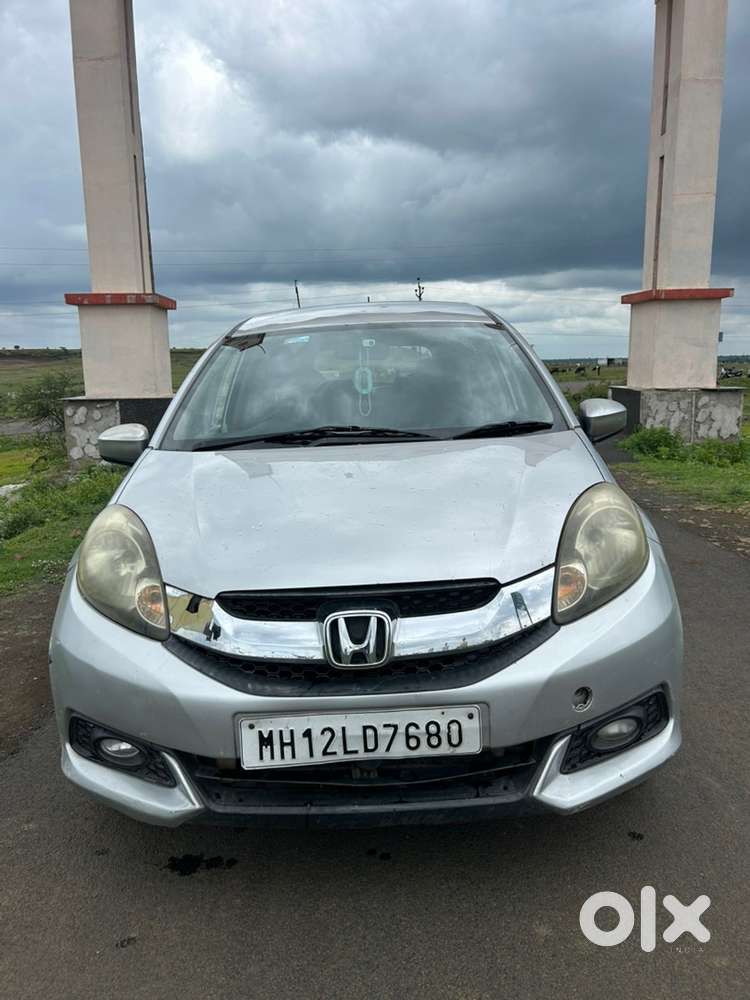 Honda Mobilio Diesel 2014. 7seater.