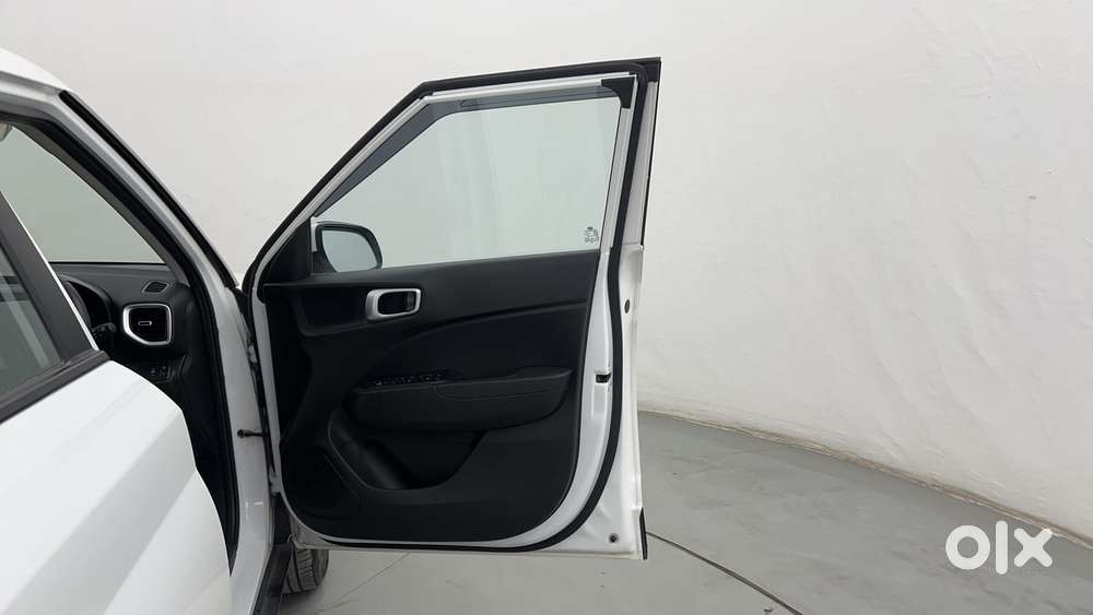 Hyundai Venue 1.0 Sx (o) Turbo Dct, 2022, Petrol