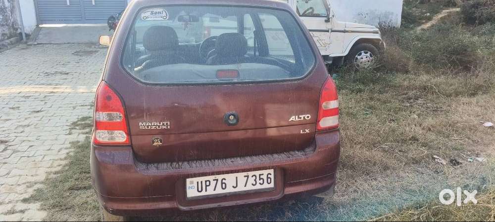 Dual Keys And Spare Wheel. Music System, Seat Cover, Mats