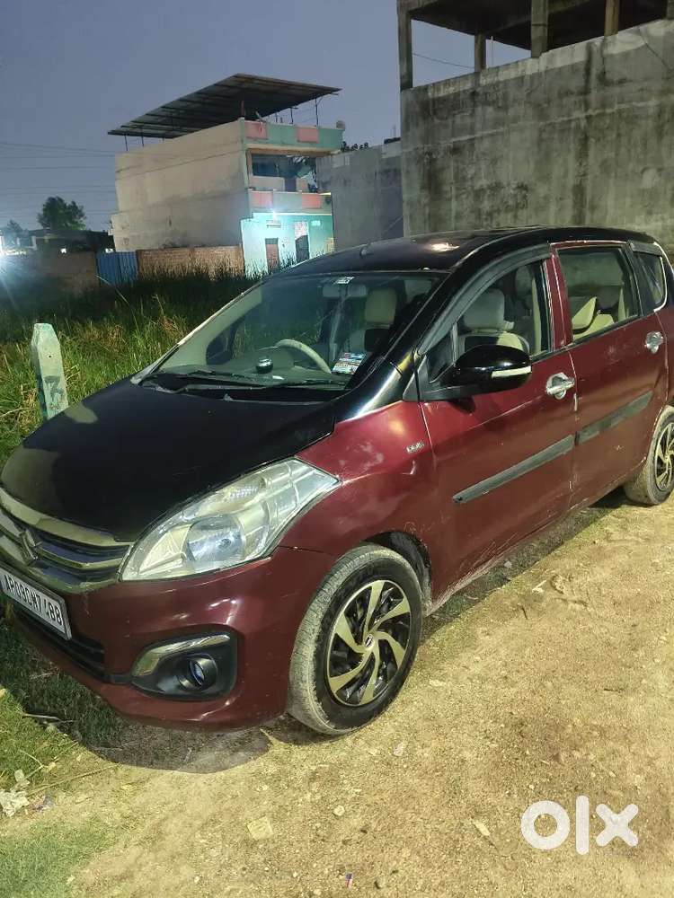 Maruti Suzuki Ertiga 2012 Diesel 124900 Km Driven