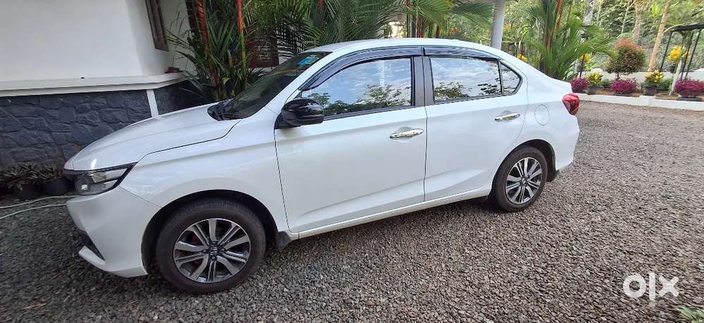 Honda Amaze 2nd Gen, Dec 2024 Registration,petrol Automatic, 11500 Km