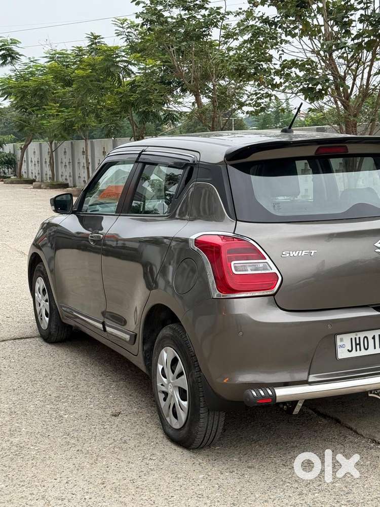 Maruti Suzuki Swift Vvt Vxi, 2021, Petrol