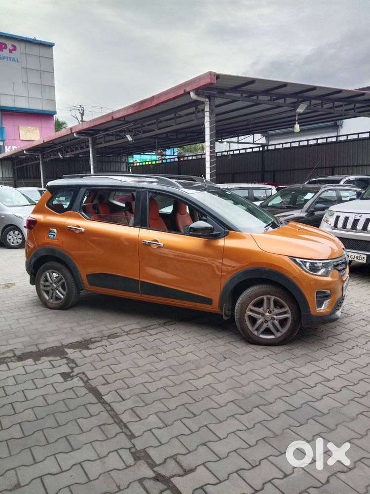 Renault Triber 1.0 Rxz Dual Tone, 2022, Petrol