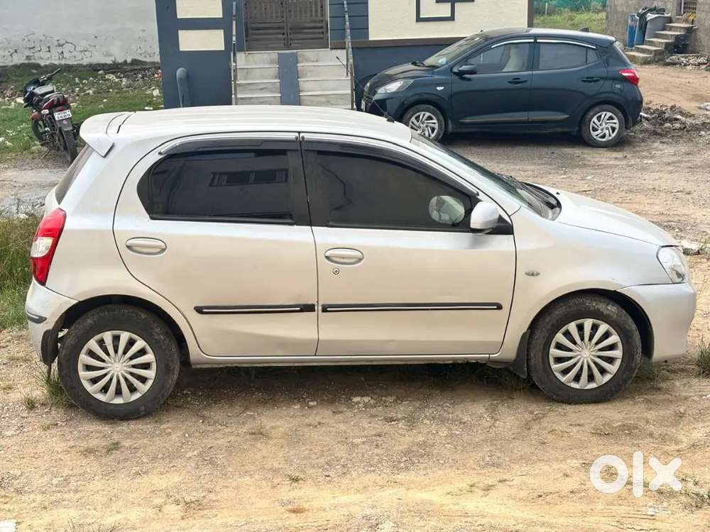 Toyota Etios Liva 2015