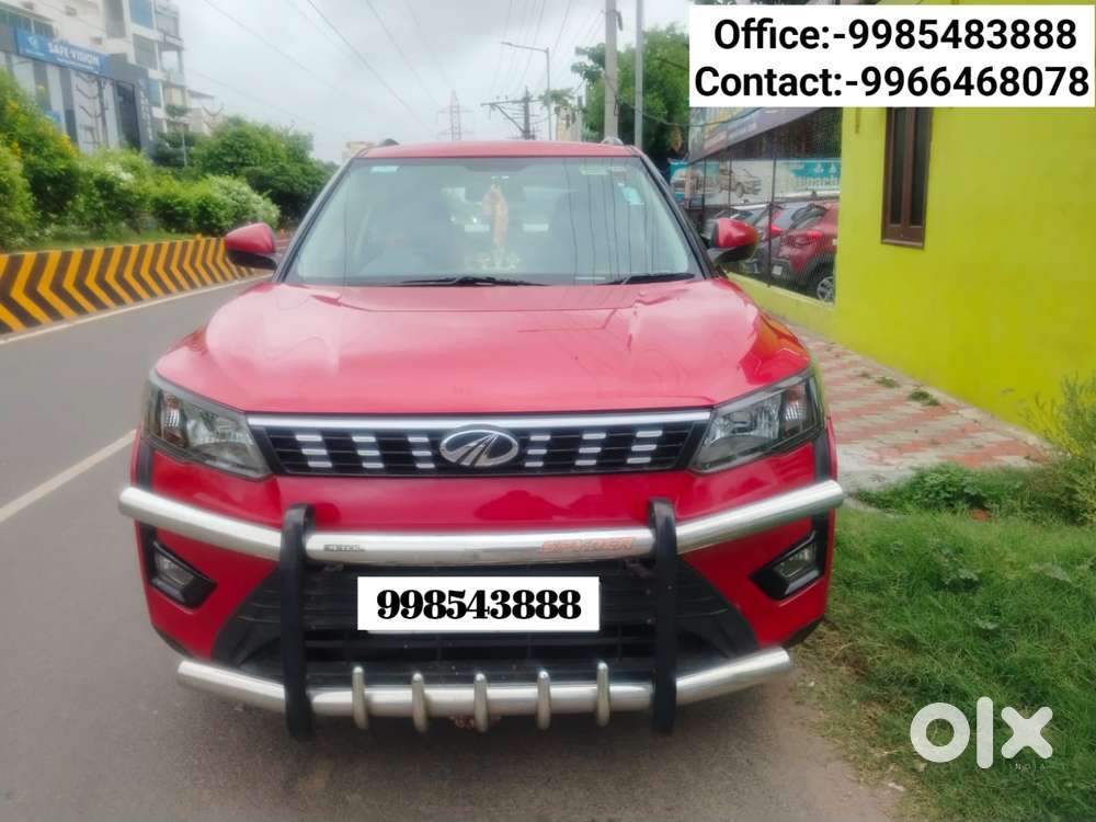 Mahindra Tuv 300 T6, 2020, Petrol